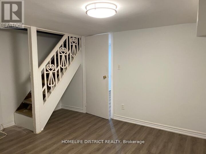 Property Photo:  135 Emerson Avenue  ON M6H 3T2 