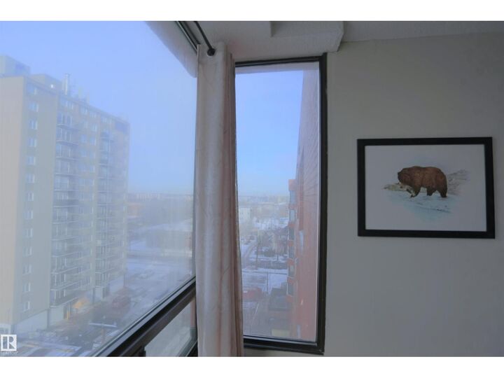 Property Photo: #804 10160 114 St NW AB T5K 2L2