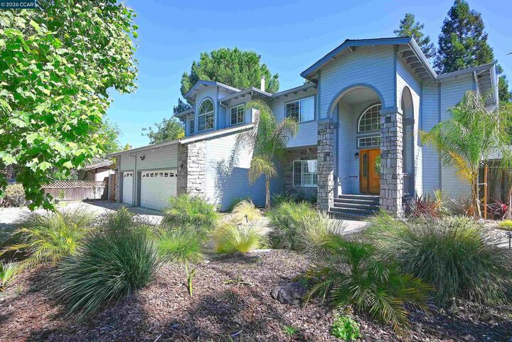 Property Photo: 35 Harmony Ln CA 94597