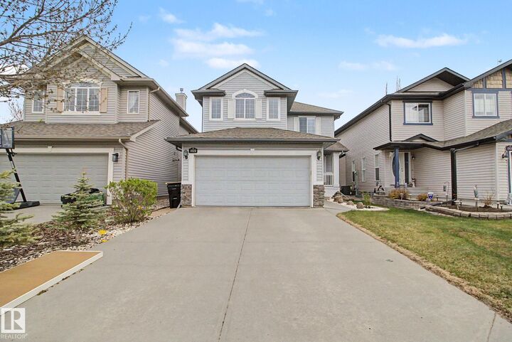 Property Photo: 1922 Robertson Crescent SW AB T6W 1N8