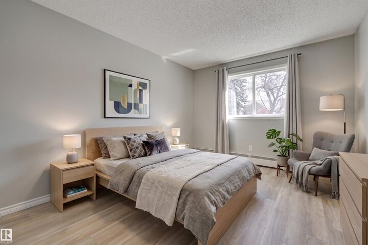 Photo de la propriété:  10838 108 Street NW 113  AB T5H 3A6 