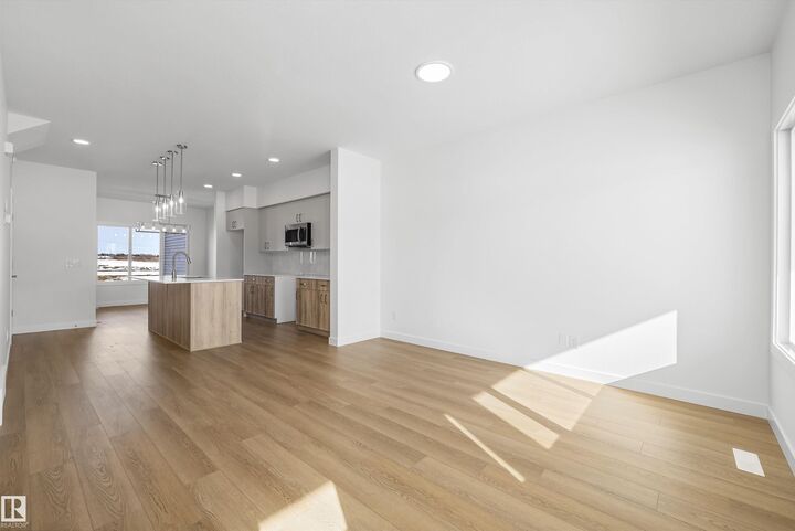 Property Photo:  516 176 Avenue NE  AB T5Y 4J7 