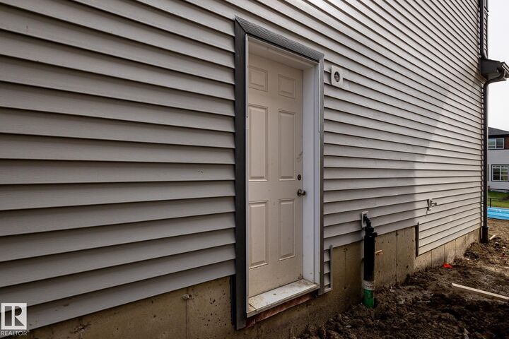 Property Photo: 5025 Cawsey Link SW AB T6W 4M6