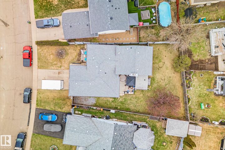 Property Photo:  4707 10A Avenue NW  AB T6L 4E4 
