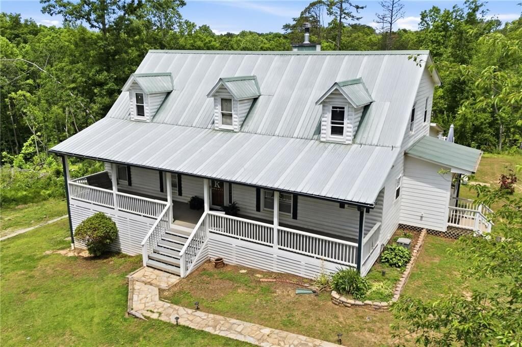 Property Photo:  4055 Knox Bridge Highway  GA 30114 