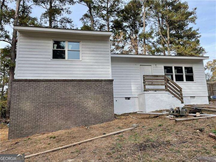 Property Photo:  2027 Kenwood Road SE  GA 30082 