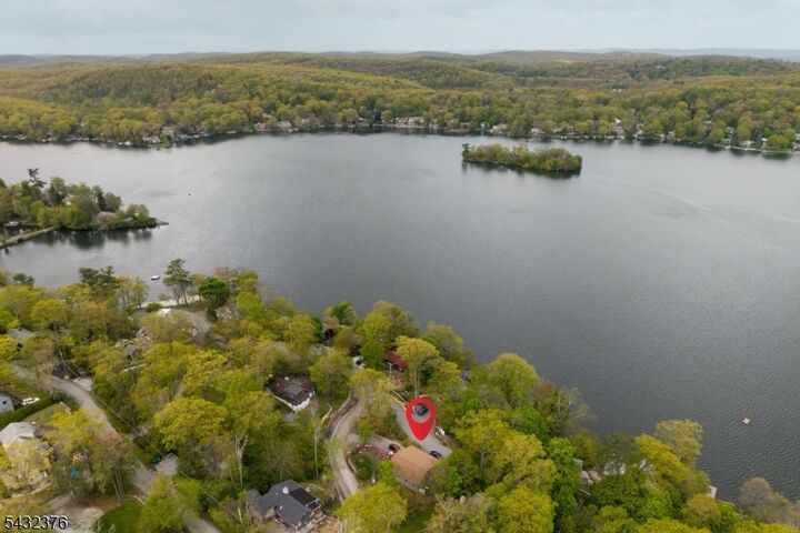 Property Photo: 1052 Lakeside Dr East NJ 07422