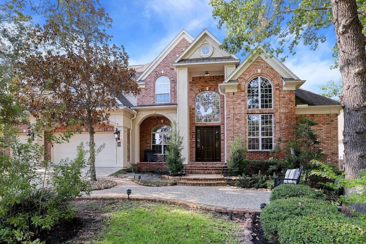 Property Photo:  127 E Bracebridge Circle  TX 77382 