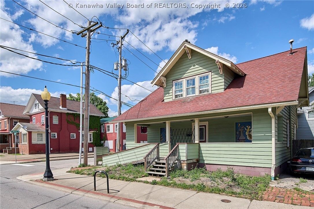 Property Photo: 1576 Washington Street E WV 25311