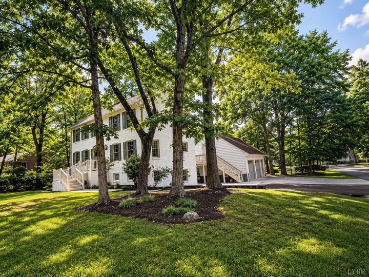 Property Photo: 1184 Abbey Place VA 24551