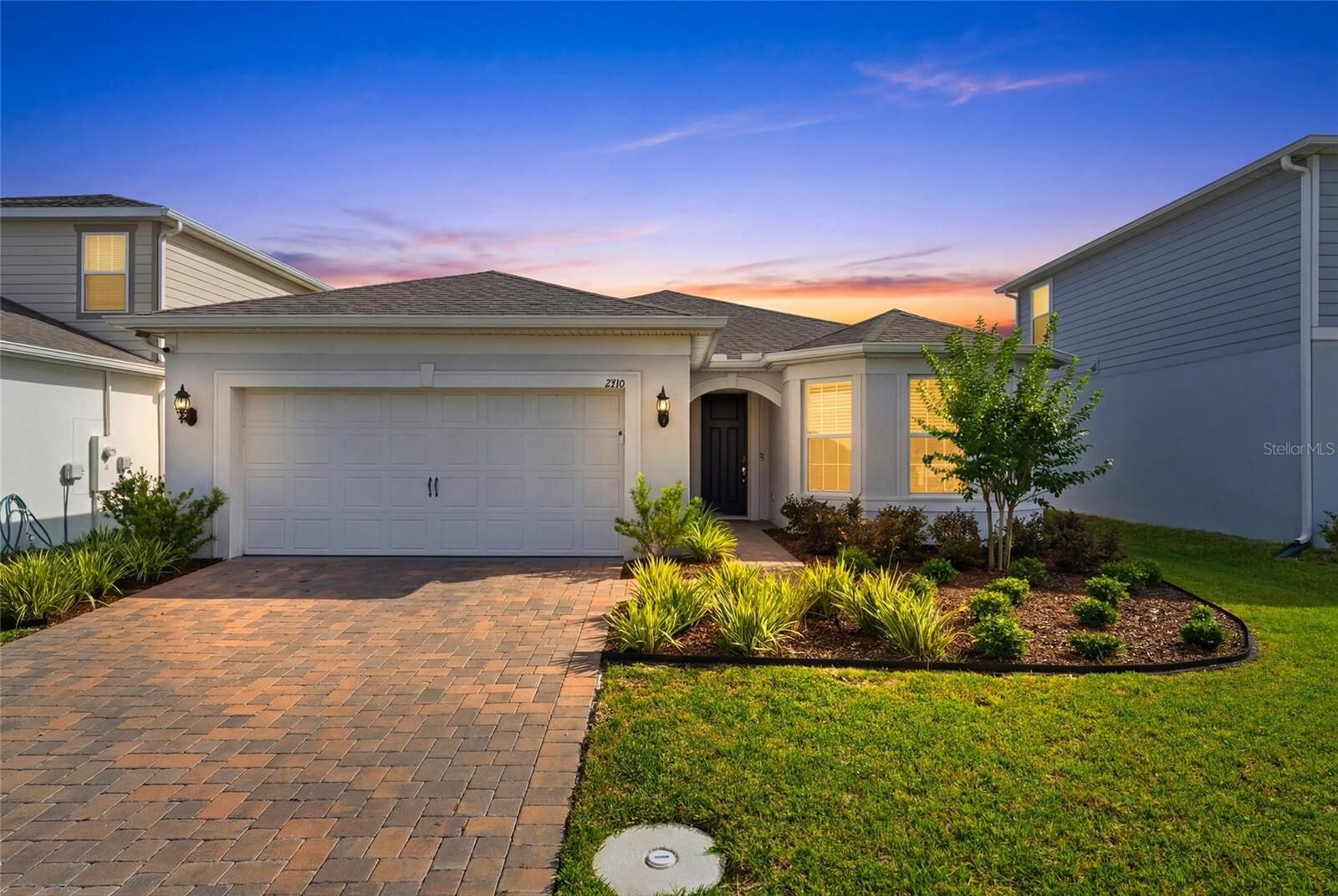 Property Photo:  2710 Serenity Garden Drive  FL 34744 