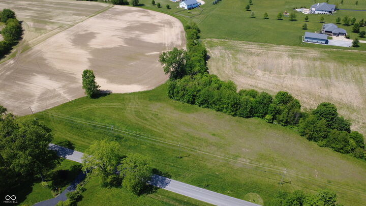 Property Photo:  6050 W Smokey Row Road  IN 46143 