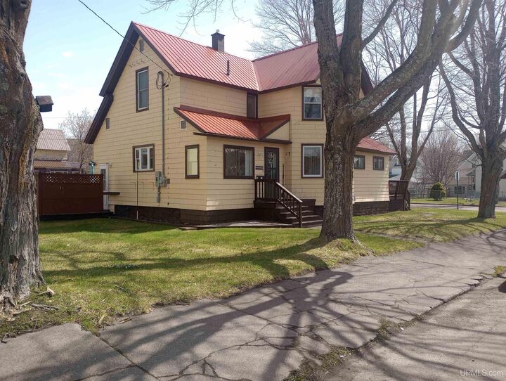 Property Photo:  347 Kearsarge Road  MI 49913 