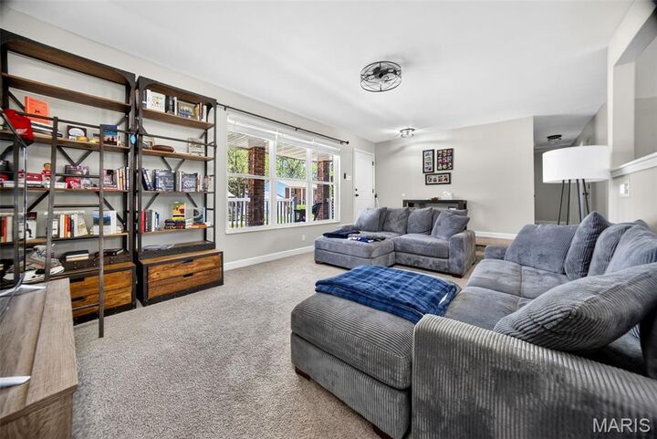 Property Photo:  208 Canary Lane  MO 63301 