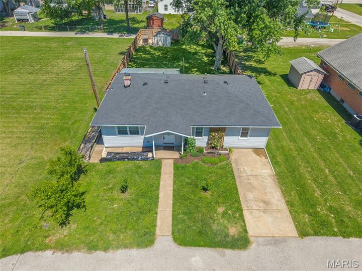 Property Photo:  714 Vest Avenue  MO 63088 