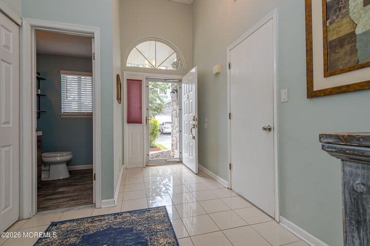Property Photo:  15 Daleron Place  NJ 08879 
