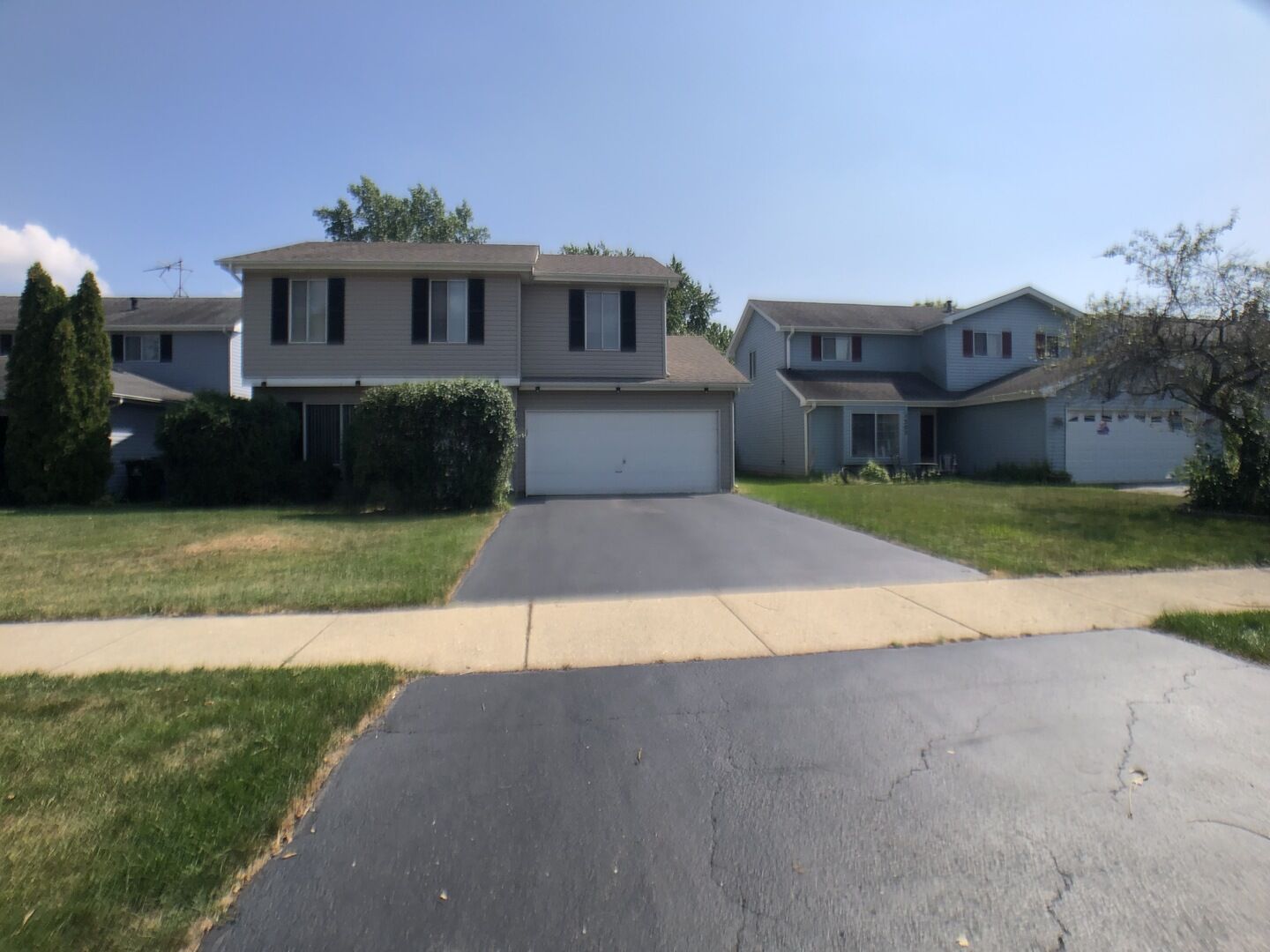 Property Photo: 1208 Needham Road IL 60563