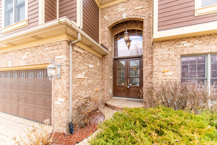 Property Photo:  27009 Ashgate Crossing  IL 60585 