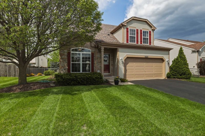 Property Photo:  10620 Wing Pointe Drive  IL 60142 