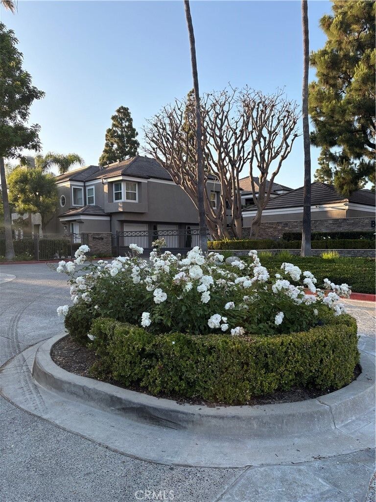 Property Photo:  66 Baycrest Court  CA 92660 