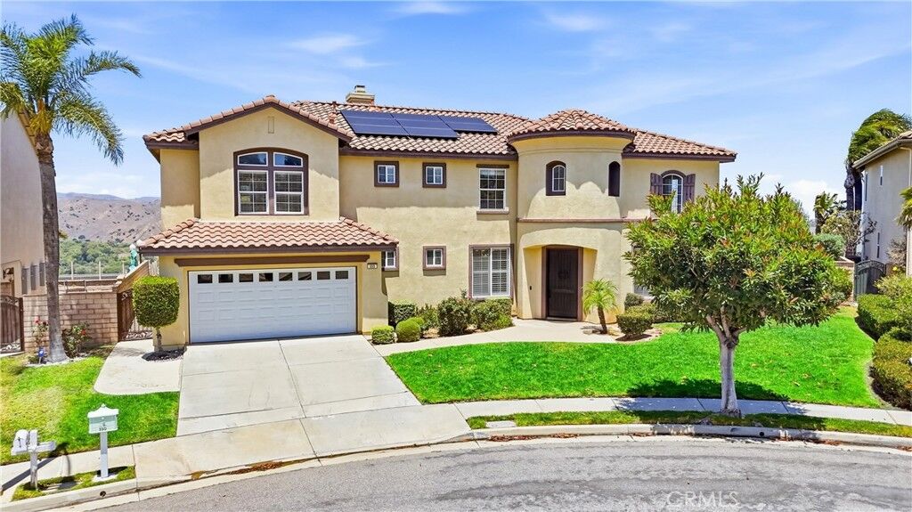 Property Photo:  950 Manor Way  CA 92882 