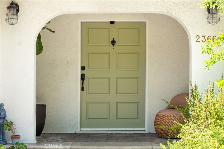 Property Photo:  23665 Summit  CA 91302 