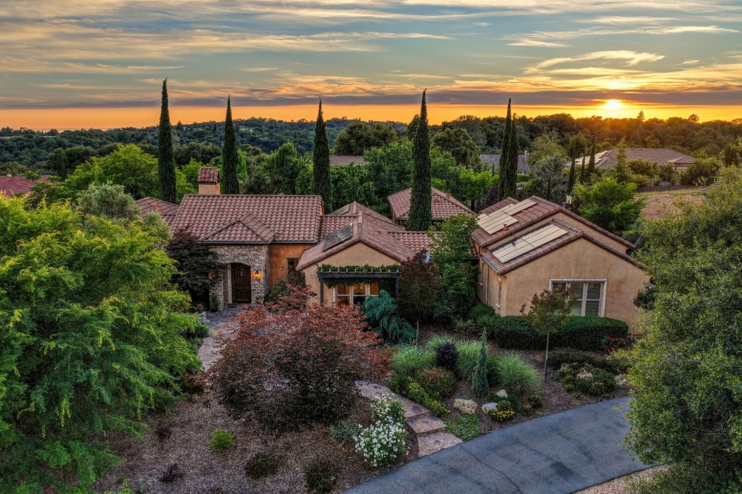 Property Photo:  11137 Vista Del Sol  CA 95603 