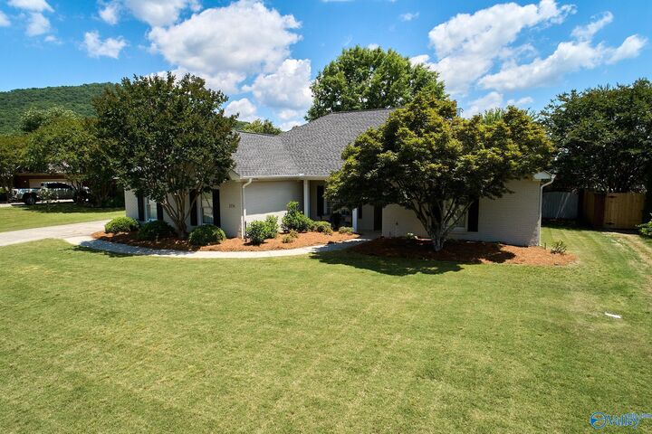 Property Photo:  2836 Willowick Trail SE  AL 35763 