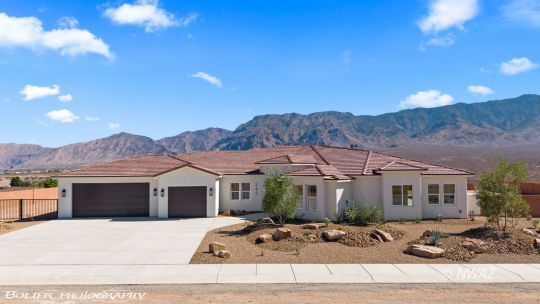 Property Photo:  242 S Josie Ann Way  AZ 86432 