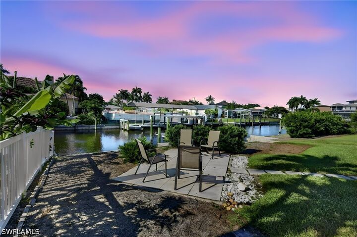 Property Photo:  397 Parkway Court  FL 33919 