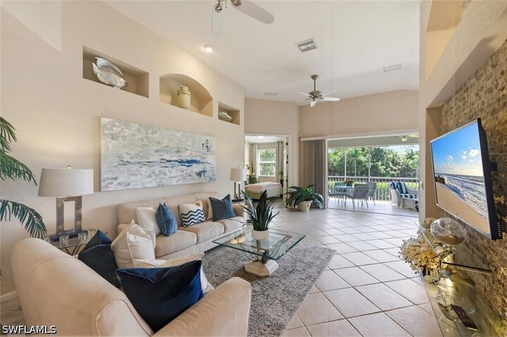 Property Photo: 6822 Ascot Drive 202 FL 34113