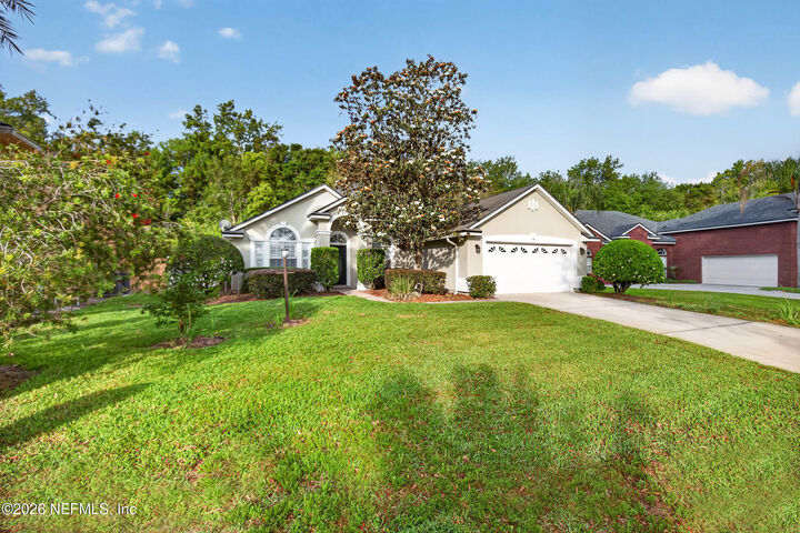 Property Photo: 7834 Chase Meadows Drive W FL 32256