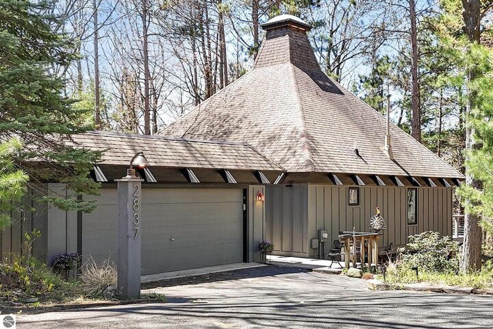Property Photo:  2837 Holiday Pines  MI 49686 