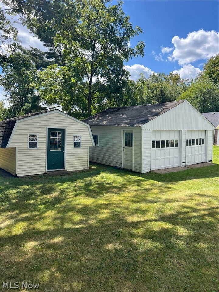 Property Photo:  41345 Griswold Road  OH 44035 