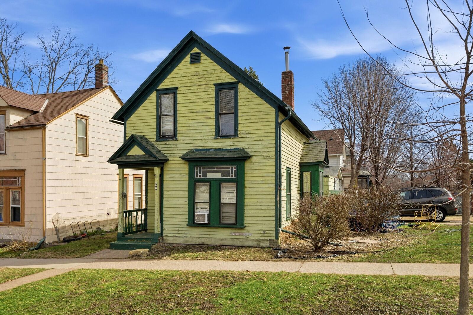 Property Photo:  506 Bellows Street  MN 55107 