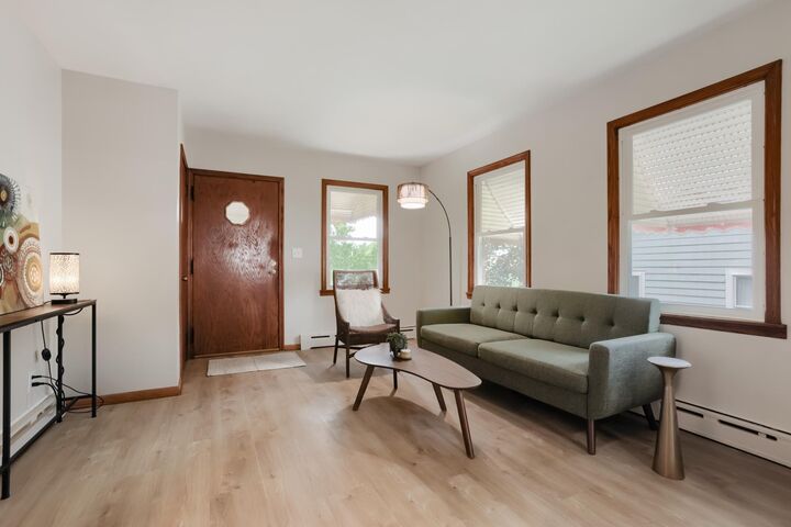 Property Photo:  519 36th Avenue NE  MN 55418 