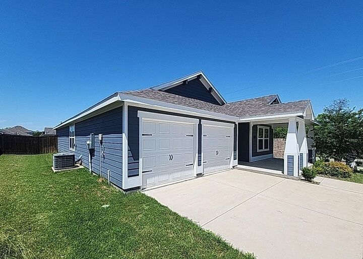 Property Photo:  633 Quail Meadows Drive  TX 76031 