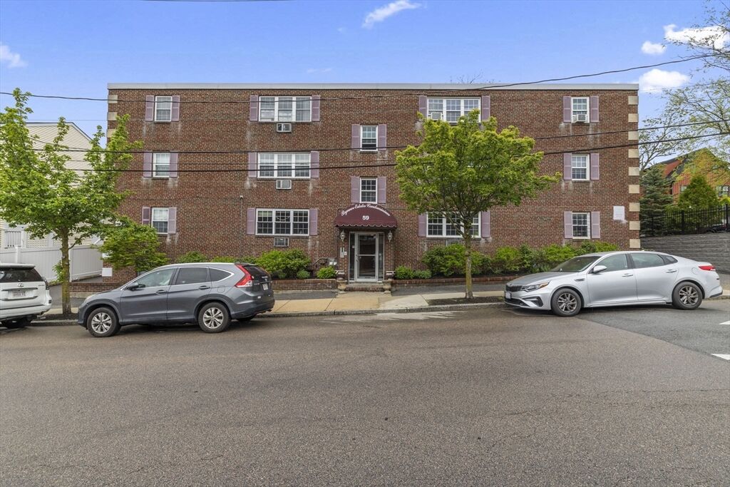 Property Photo:  59 Bynner St 5  MA 02130 