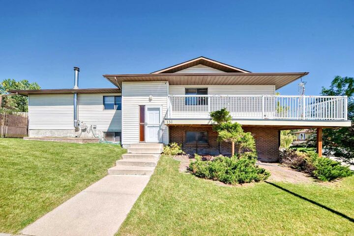 131 Ranchlands Court NW — photo 1