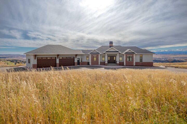 Property Photo: 40243 Big Hill Road AB T4X 1Z6