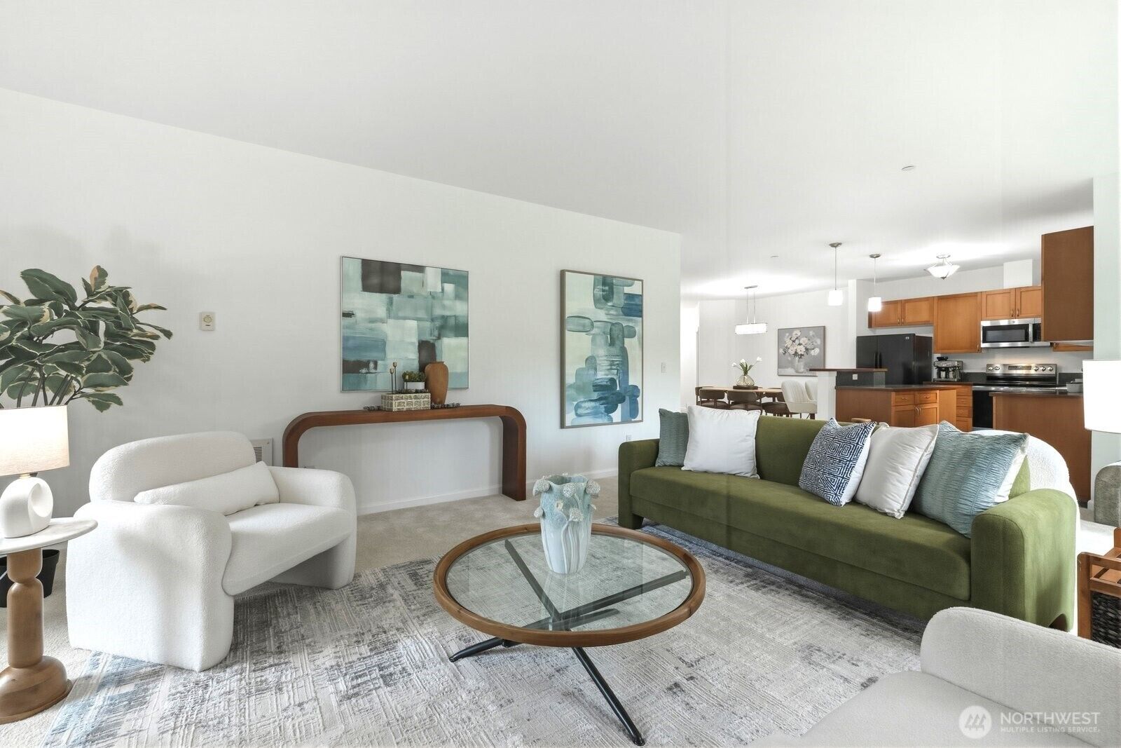 Property Photo:  15000  Juanita Drive NE 405  WA 98028 