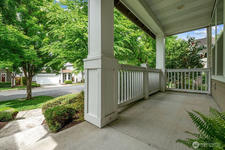 Property Photo:  6636  Francis Avenue SE  WA 98092 