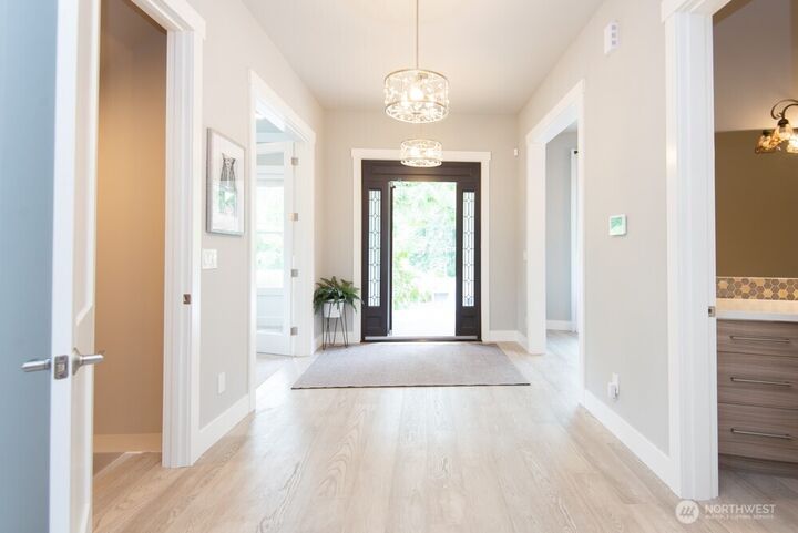 Property Photo:  1808  104th Avenue SE  WA 98004 