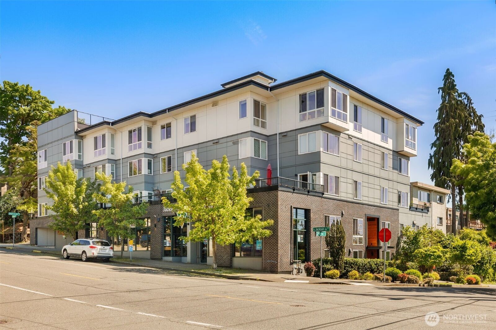 Property Photo:  2901 S Jackson Street 404  WA 98144 