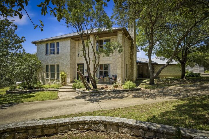 Property Photo: 9318 Fox Briar TX 78006