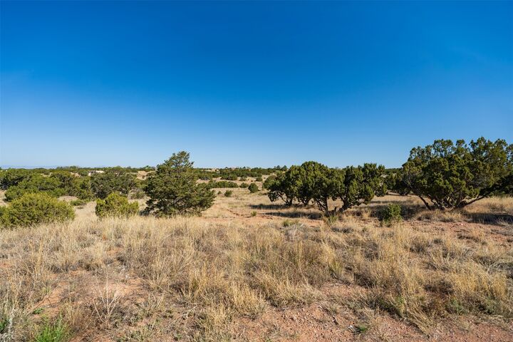Property Photo:  4 Azul Place  NM 87508 