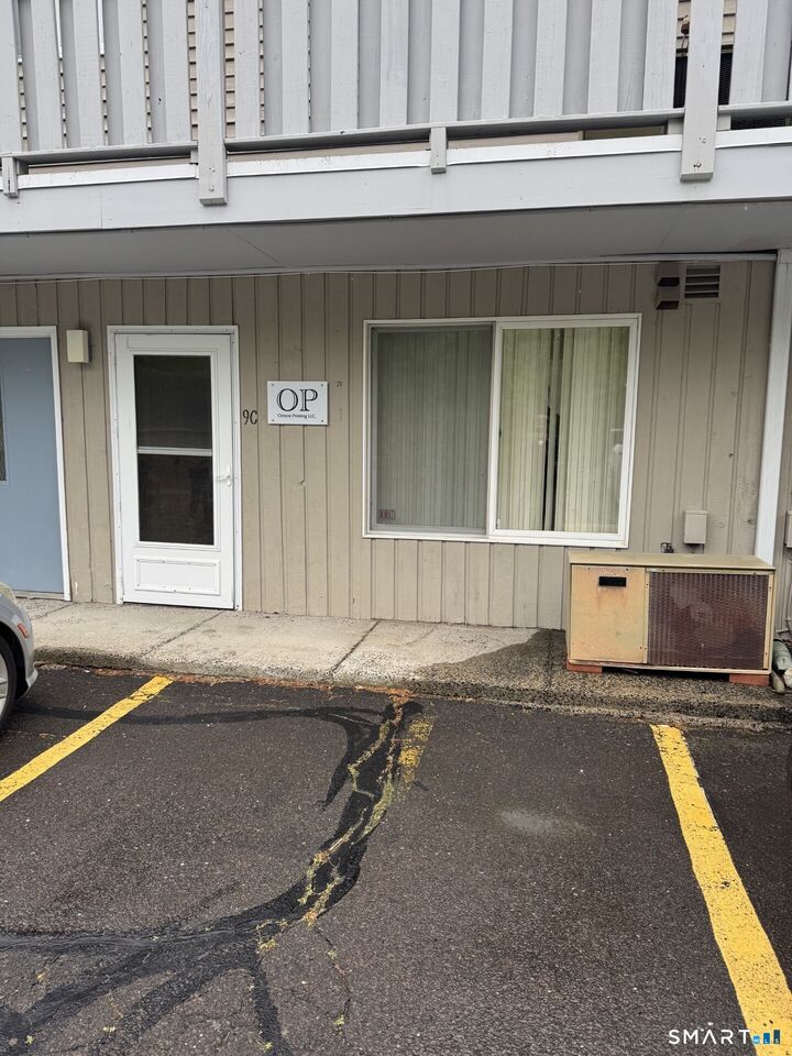 Property Photo:  2514 Boston Post Road C9  CT 06437 