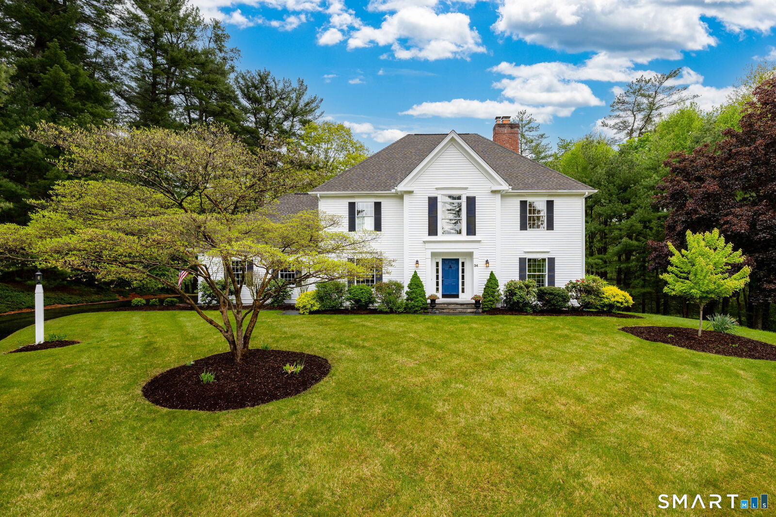 Property Photo:  34 Sudbury Way  CT 06001 