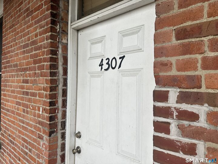Property Photo:  325 Lafayette Street 4307  CT 06604 