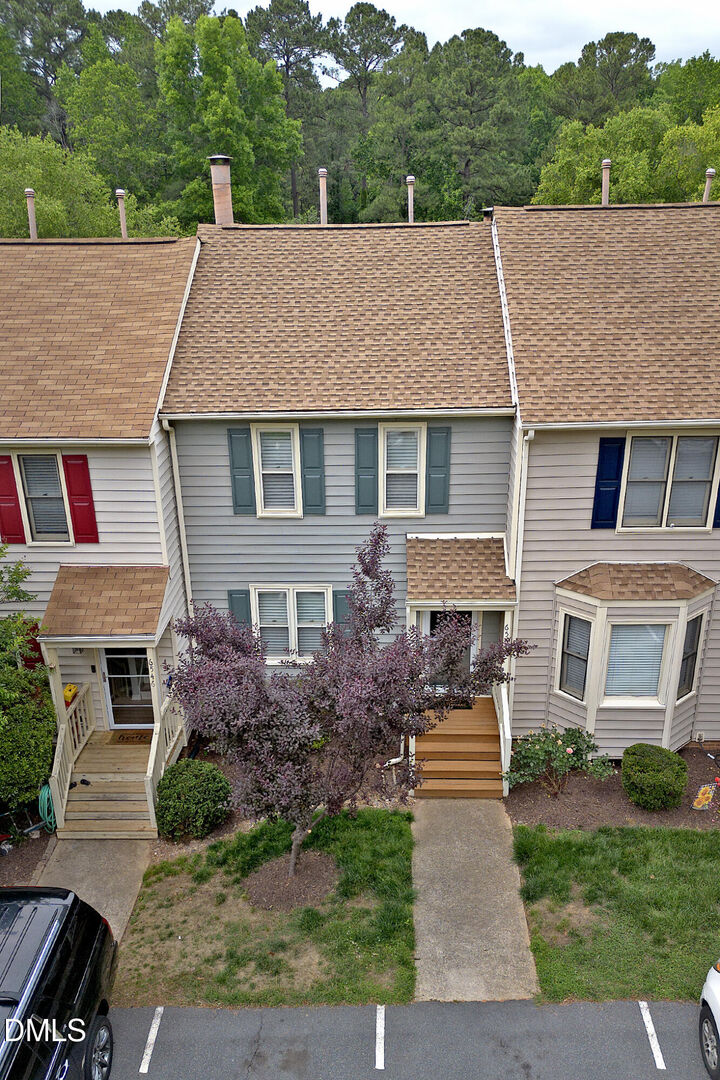 Property Photo:  6544 English Oaks Drive  NC 27615 